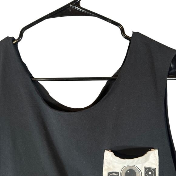 Uniqlo Black Polaroid Pocket Lightweight Sleeveless Cotton Tank Top Women Sz S - Picture 5 of 6